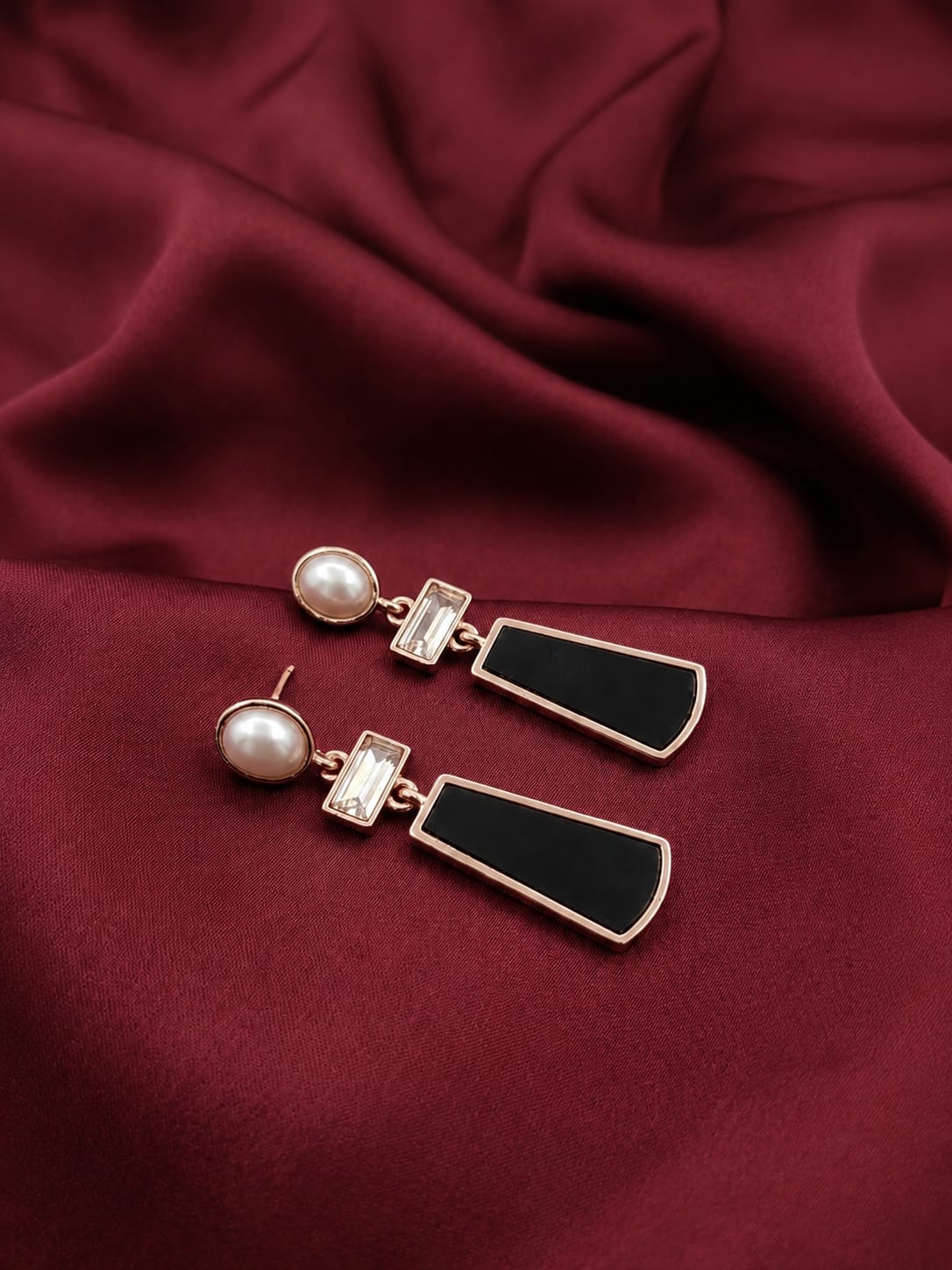 Black Geometric Drop Earring
