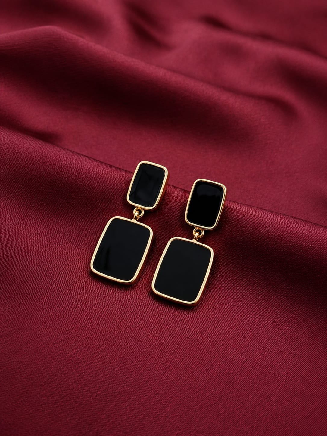 Contemporary Black Onyx Drop Earring