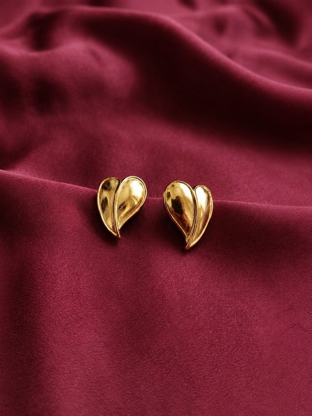 Lovella Gold Studs
