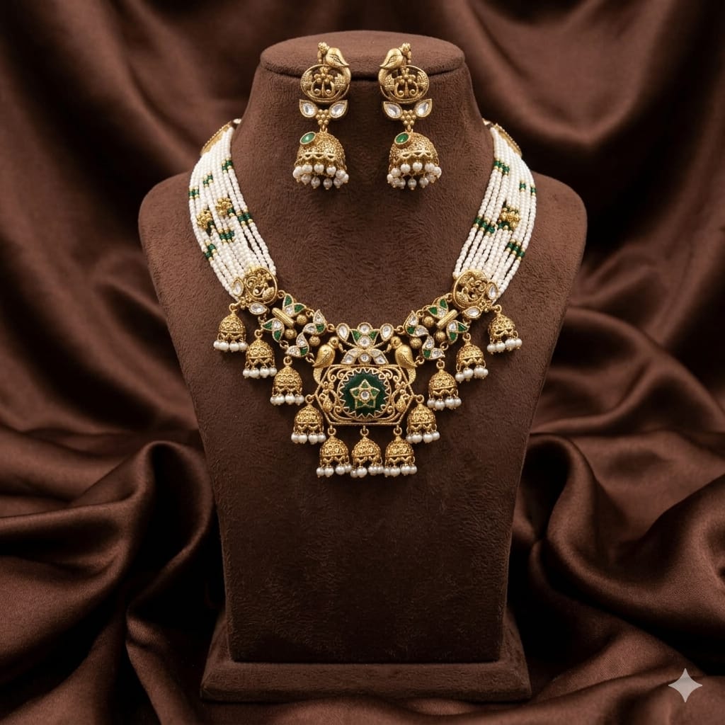 green pearl heritage necklace set