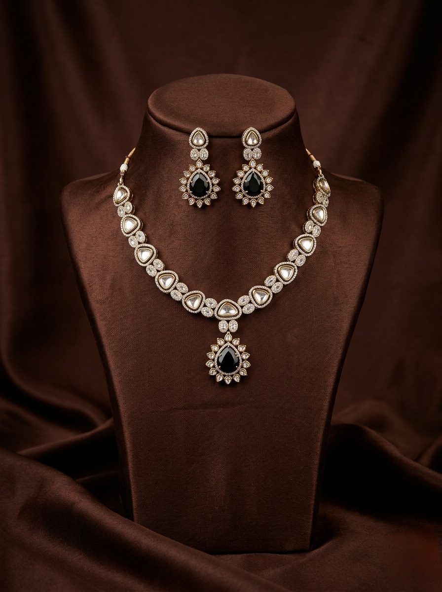 Regal Polki Pendant Set