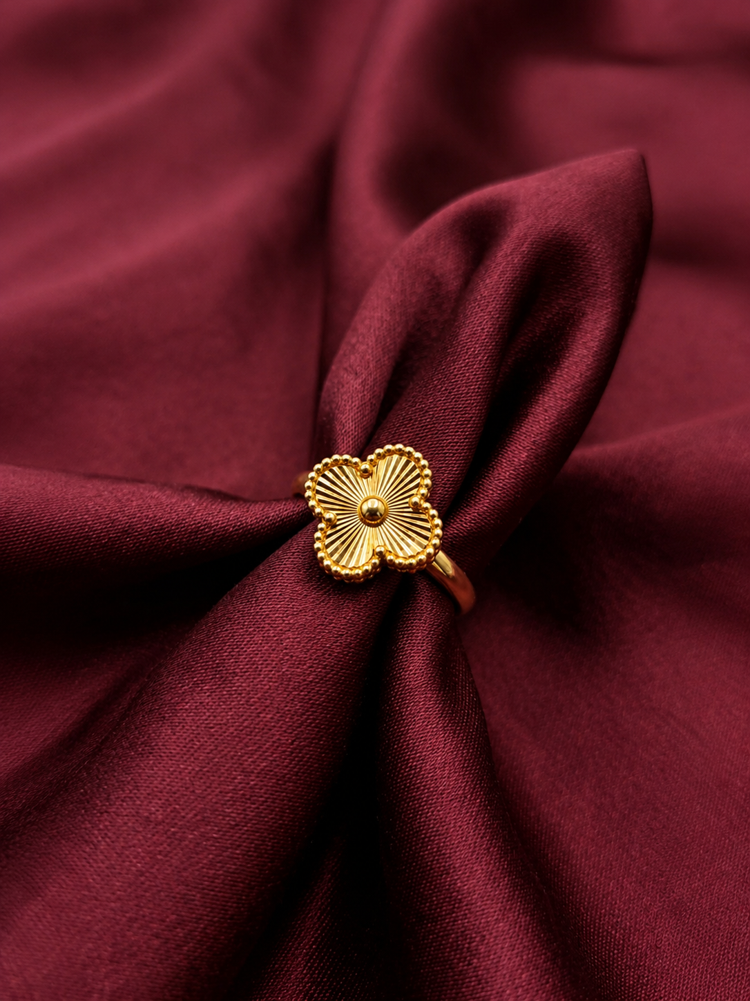 Vintage Alhambra Ring